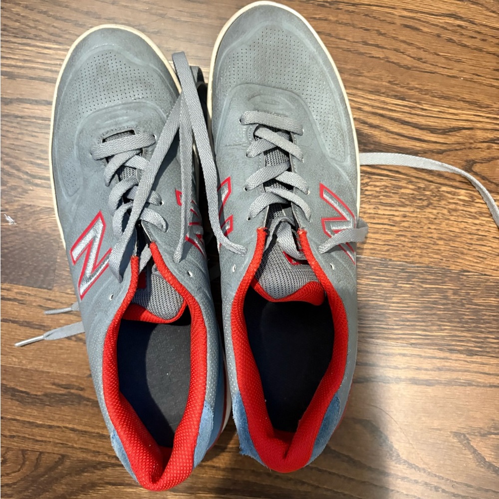 New Balance Men's Sneakers in Gray and Orange Size 9 1/2